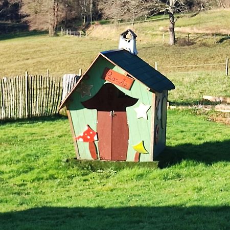 Maison Entre Campagne Et Foret Aspret-Sarrat Esterno foto