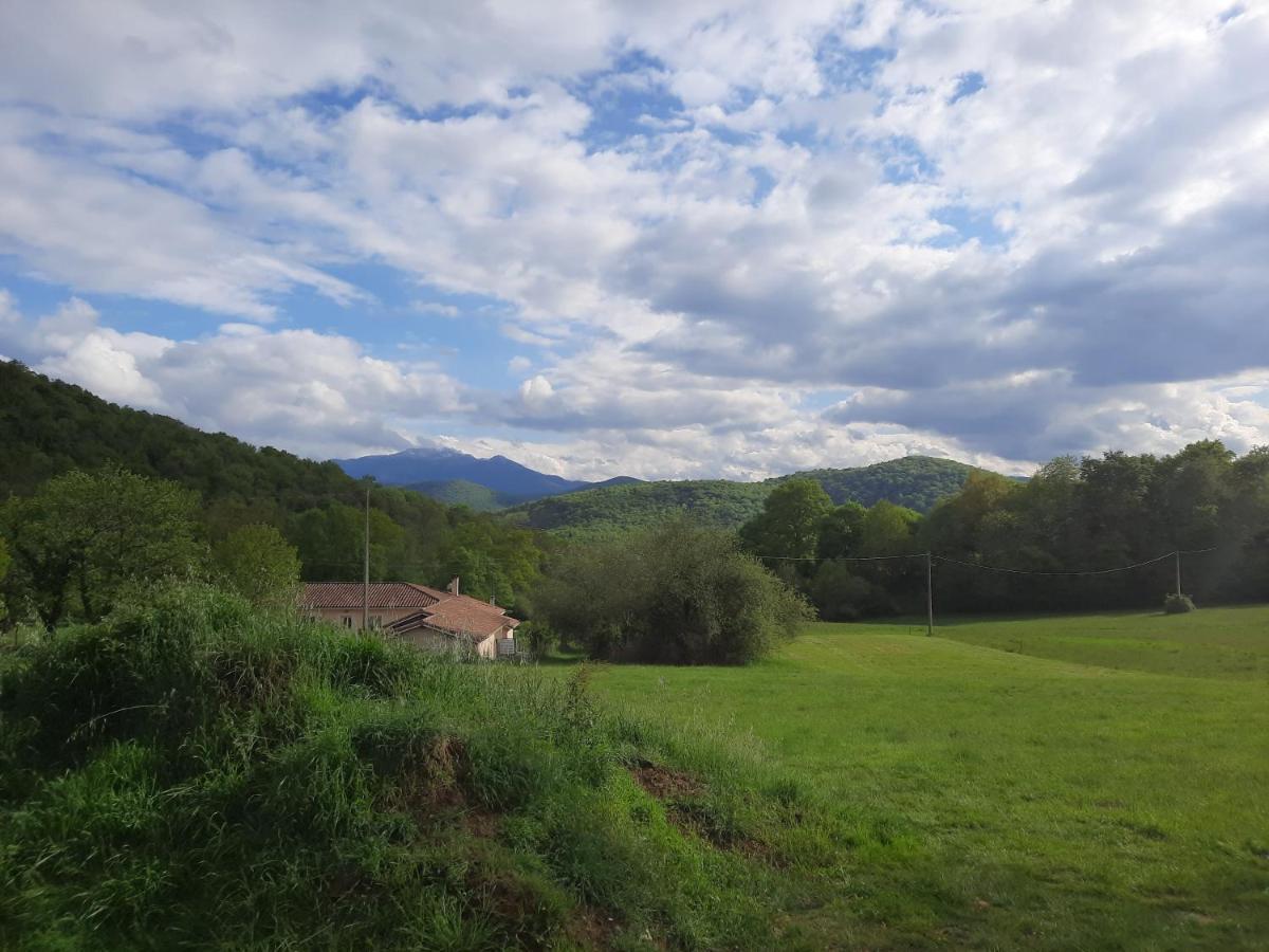 Maison Entre Campagne Et Foret Aspret-Sarrat Esterno foto